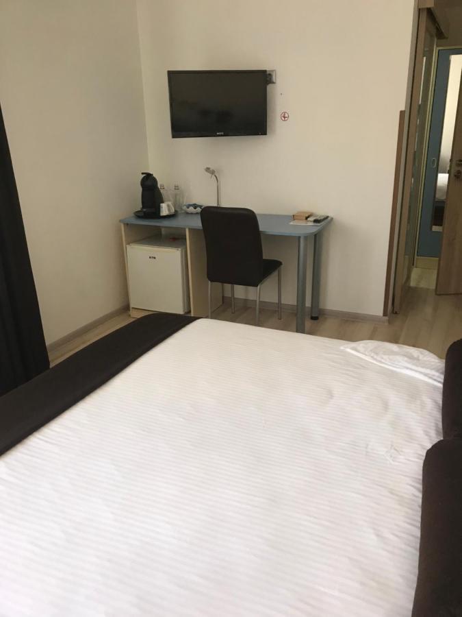 Hotel Gabrisa Razgrad Exteriör bild