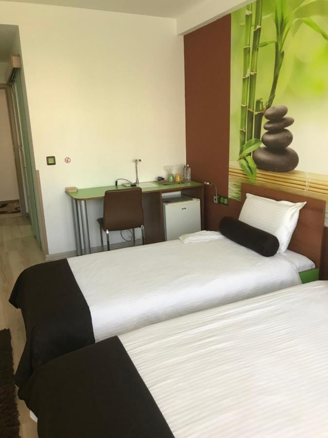 Hotel Gabrisa Razgrad Exteriör bild